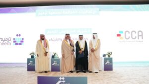 (كفاءة) و (ترميم) توقعان اتفاقية شراكة مجتمعية بحضور أمير المنطقة الشرقية